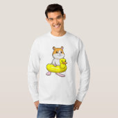 Hamster am Strand mit Duck als Swim-Ring T-Shirt (Vorne ganz)