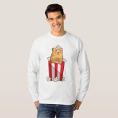 Hamster mit Popcorn T-Shirt (Vorne ganz)