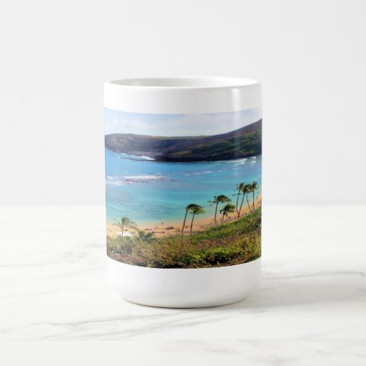 Hanauma Bucht, Ansicht Honolulus, Oahu, Hawaii Kaffeetasse (Mittel)
