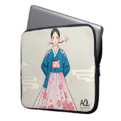 Hanbok Frau mit Blue Top und Cherry Blossom Moti Laptopschutzhülle (Vorderseite Links)
