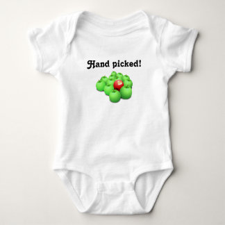 Hand ausgewählt! Adoptiertes Baby Strampler