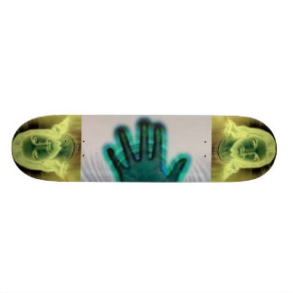 HAND DES GOTTES SKATEBOARD