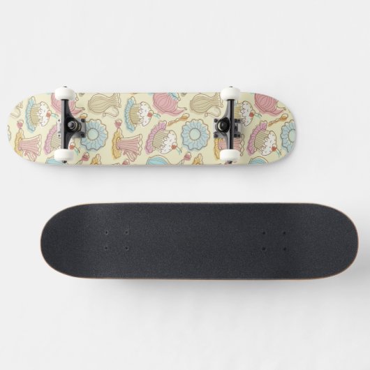 Hand, die Geschirr-Silhouetten zeichnet Skateboard (Horizontal)