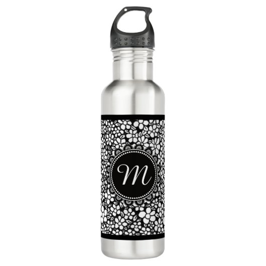 Hand Drawn Black and White Flower Pattern Monogram Edelstahlflasche (Vorderseite)