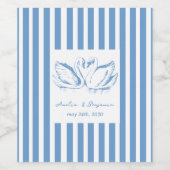 hand drawn Blue Couple Swan Whimsical Wedding Weinetikett (Einzelnes Label)
