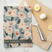 Hand-Drawn Bold Inky Floral Pattern- Sunlit Meadow Geschirrtuch (Viertel Falte)