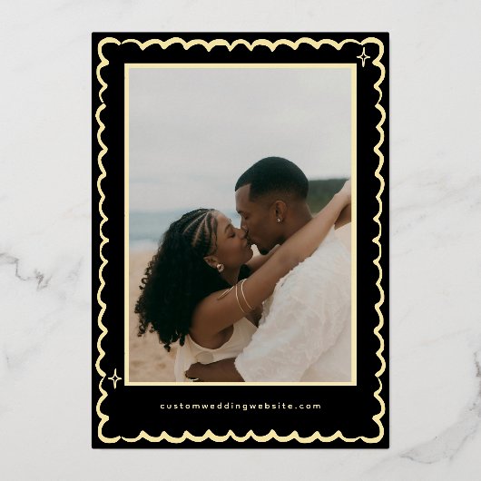 Hand Drawn Celestial Wedding Save the Date in Gold Folieneinladung (Rückseite)