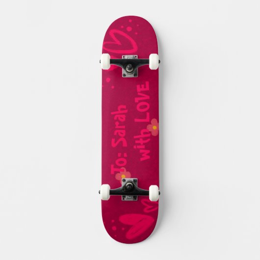 Hand-Drawn Pink Hearts & Floral Romantic Skateboard (Vorderseite)