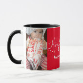 Hand Drawn Script Frohe Weihnachtsschnee Tasse (Links)