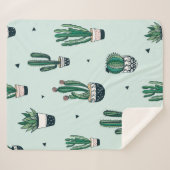 Hand drawn seamless pattern with cacti and succule sherpadecke (Vorderseite (Horizontal))