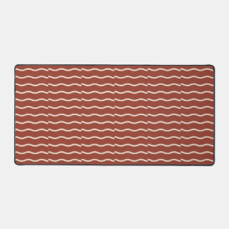 Hand-Drawn Wavy Ticking Stripe | Rust Red Schreibtischunterlage