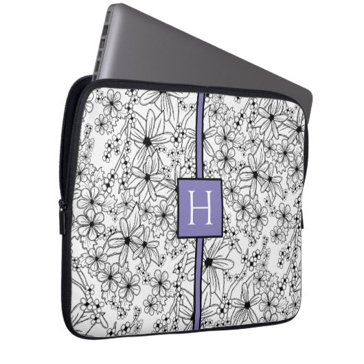 Hand Drawn White Floral Pattern Purple Monogram Laptopschutzhülle (Vorne Rechts)