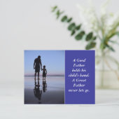 Hand eines Vaters Postkarte (Stehend Vorderseite)