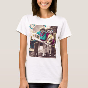 Hand farbiges kleine Mädchen-Ablesen Vintag T-Shirt