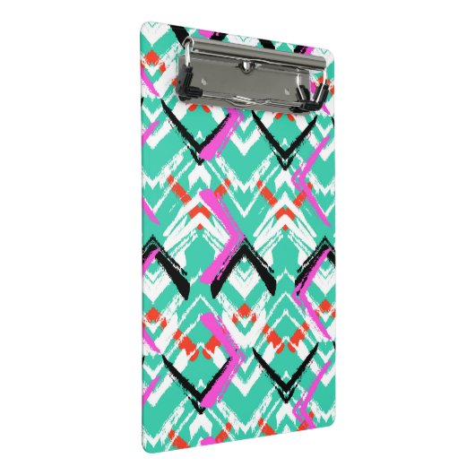 Hand gezeichnetes aquamarines Zickzack-Muster Mini Klemmbrett (Schrägansicht)