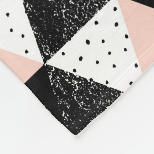 Hand gezeichnetes Dreieck-geometrisches Muster Fleecedecke (Ecke)