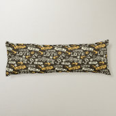 Hand gezeichnetes Liebe-Muster Seitenschläferkissen (Rückseite)