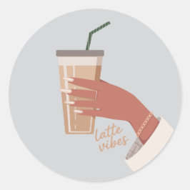 Hand hält eine Tasse Kaffee Runder Aufkleber
