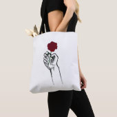 Hand Holding Rose Minimal Art – Elegant Floral Des Tasche (Von Nahem)