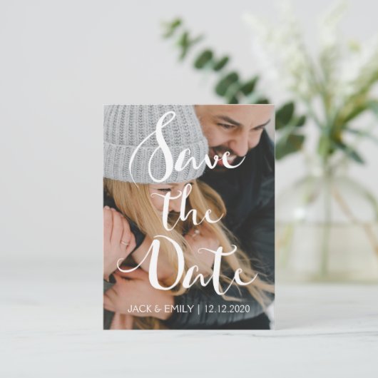 Hand Letter Script Save the Date Card Ankündigungspostkarte (Stehend Vorderseite)