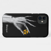 Hand mit einem Radiationssymbol Case-Mate iPhone Hülle (Rückseite (Horizontal))