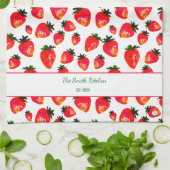 Hand-Painted Strawberry Personalized Boho Spring Geschirrtuch (Gefaltet)