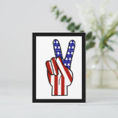 Hand Peace Sign - Red White & Blue Postkarte (Stehend Vorderseite)