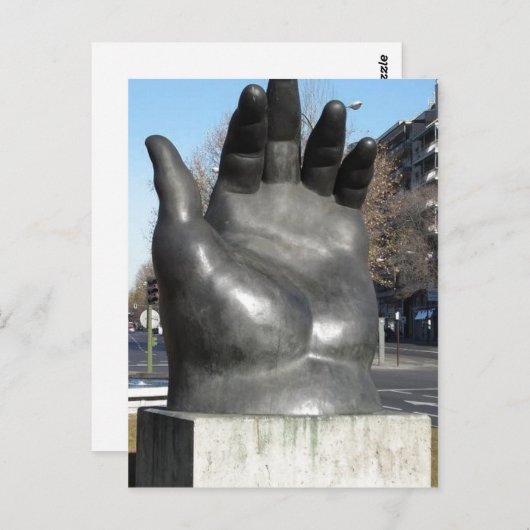 Hand. Skulptur von Fernando Botero (b. 1932) in t Postkarte (Vorne/Hinten)