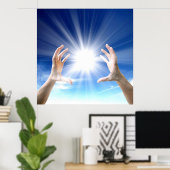 Hände auf blauem Hintergrund, Reiki, Chakra Poster (Heimbüro)