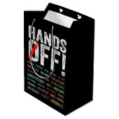 Hände aus Protest Mittlere Geschenktüte (Rückseite Schrägansicht)
