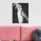 Hände der Frau Leinwanddruck (Insitu (Wohnzimmer))