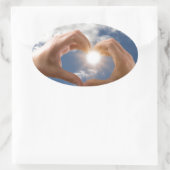 Hände der Liebe Ovaler Aufkleber (Tasche)