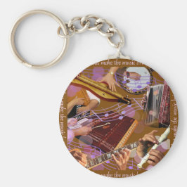 Hände, die die Musik machen ..Glück machen (braun) Schlüsselanhänger