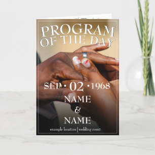 Hände eines Brautpaares mit einem Ring Ankündigung