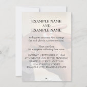 Hände eines Ehepaares mit Ring (Rückseite)