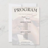 Hände eines Ehepaares mit Ring (Rückseite)