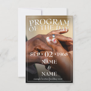 Hände eines Ehepaares mit Ring