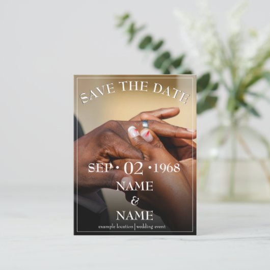 Hände eines Ehepaares mit Ring Postkarte (Stehend Vorderseite)