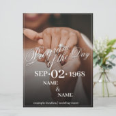 Hände eines farbigen Ehepaares mit Ring (Stehend Vorderseite)