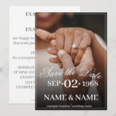 Hände eines farbigen Ehepaares mit Ring (Vorne/Hinten)