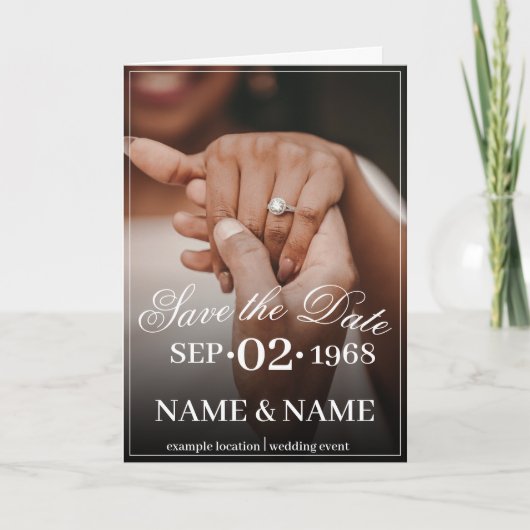 Hände eines farbigen Ehepaares mit Ring Karte (Vorderseite)