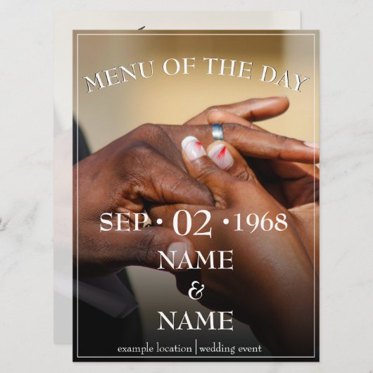 Hände eines farbigen Hochzeitspaares Button auf de (Vorne/Hinten)