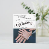 Hände eines homosexuellen Ehepaares mit Rings (Stehend Vorderseite)