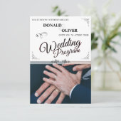 Hände eines homosexuellen Ehepaares mit Rings (Stehend Vorderseite)