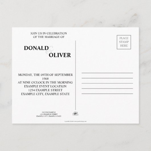 Hände eines homosexuellen Ehepaares mit Rings Ankündigungspostkarte (Rückseite)