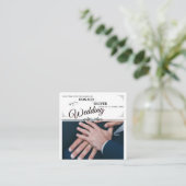 Hände eines homosexuellen Ehepaares mit Rings Begleitkarte (Stehend Vorderseite)