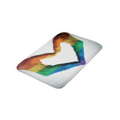 Hände gemalt als Regenbogen-Herz Badematte (Schrägansicht)