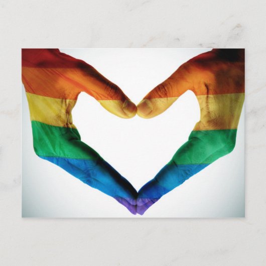 Hände gemalt als Regenbogenherz Postkarte (Vorderseite)