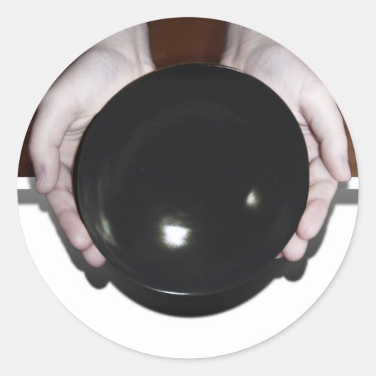 Hände halten leere Schüssel Runder Aufkleber (Vorderseite)