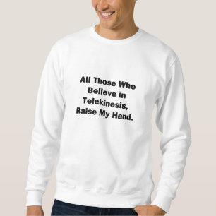 Hände heben sweatshirt